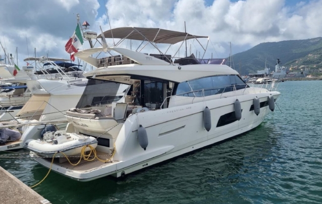 PRESTIGE 550 (2015)